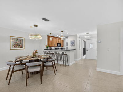 479 Prestwick Circle, Palm Beach Gardens, FL 33418