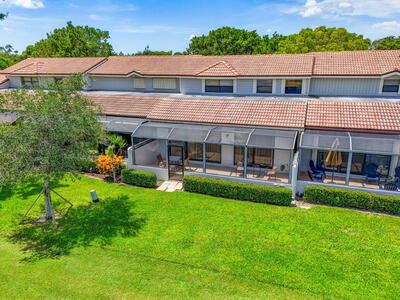 479 Prestwick Circle, Palm Beach Gardens, FL 33418