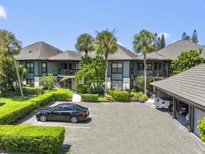 13329 Polo Club Road, Wellington, FL 33414