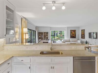 13329 Polo Club Road, Wellington, FL 33414