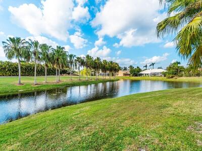 15621 Latina Place, Wellington, FL 33414