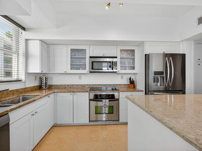 275 NW Flagler Avenue, Stuart, FL 34994