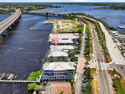 275 NW Flagler Avenue, Stuart, FL 34994