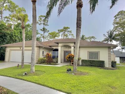 969 Meadow Avenue, Wellington, FL 33414