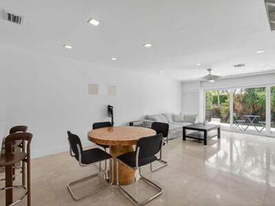 130 Andrews Avenue W, Delray Beach, FL 33483