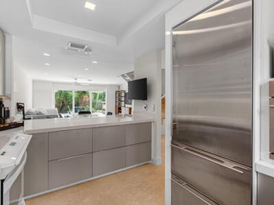 130 Andrews Avenue W, Delray Beach, FL 33483