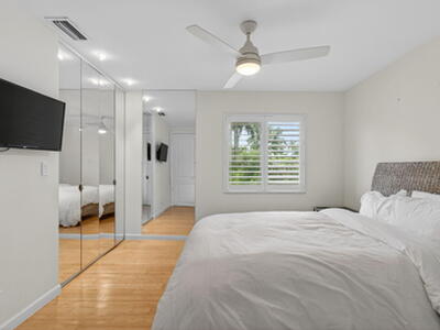 130 Andrews Avenue W, Delray Beach, FL 33483