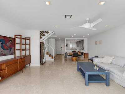 130 Andrews Avenue W, Delray Beach, FL 33483