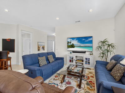 902 Augusta Pointe Drive, Palm Beach Gardens, FL 33418