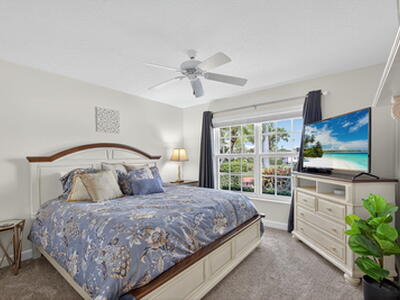 902 Augusta Pointe Drive, Palm Beach Gardens, FL 33418