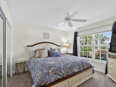 902 Augusta Pointe Drive, Palm Beach Gardens, FL 33418