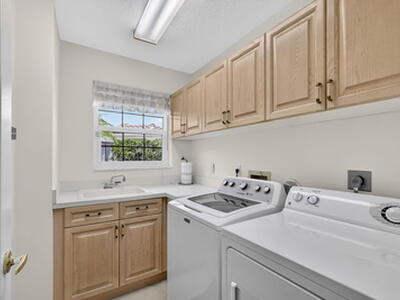 902 Augusta Pointe Drive, Palm Beach Gardens, FL 33418