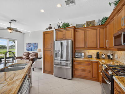 902 Augusta Pointe Drive, Palm Beach Gardens, FL 33418