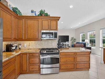 902 Augusta Pointe Drive, Palm Beach Gardens, FL 33418