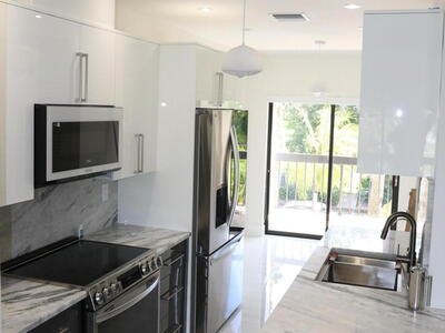 11311 Pond View Drive, Wellington, FL 33414