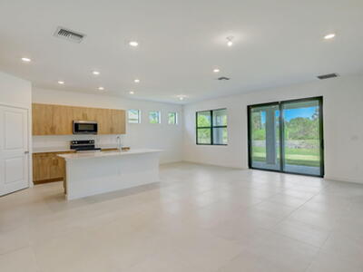 5946 SE Sky Blue Circle, Stuart, FL 34997