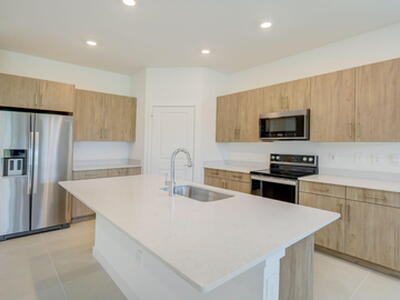 5946 SE Sky Blue Circle, Stuart, FL 34997