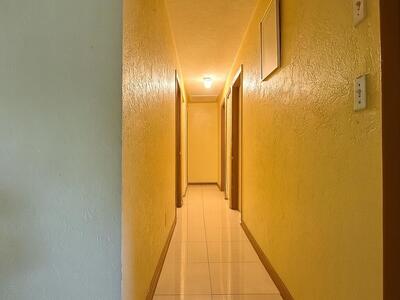 2533 Dolphin Drive, Delray Beach, FL 33445