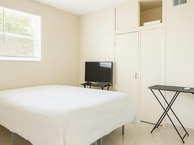 2533 Dolphin Drive, Delray Beach, FL 33445