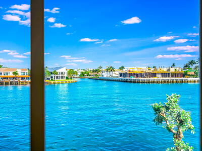 892 E Jeffery Street, Boca Raton, FL 33487