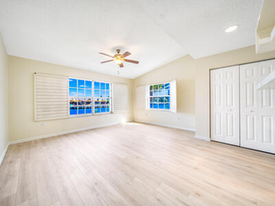 892 E Jeffery Street, Boca Raton, FL 33487