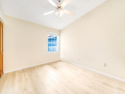 892 E Jeffery Street, Boca Raton, FL 33487