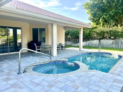 13620 Folkestone Court W, Wellington, FL 33414