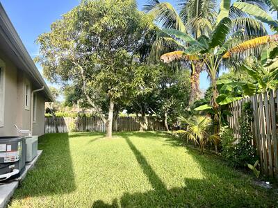 13620 Folkestone Court W, Wellington, FL 33414