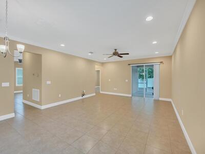 5335 NW Wisk Fern Circle, Port Saint Lucie, FL 34986