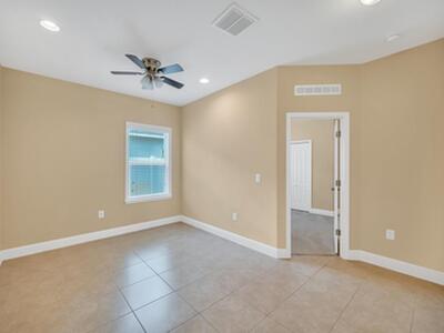 5335 NW Wisk Fern Circle, Port Saint Lucie, FL 34986