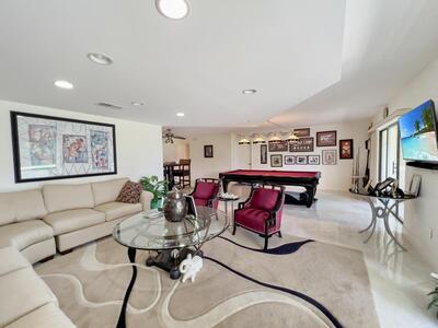 37 Stratford Lane, Boynton Beach, FL 33436