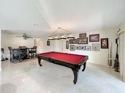 37 Stratford Lane, Boynton Beach, FL 33436