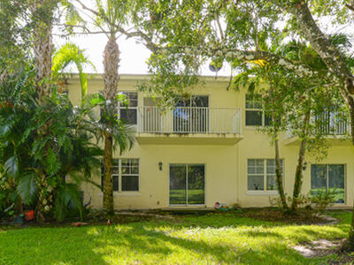 3944 Sabal Way, Fort Pierce, FL 34981