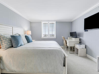 375 Beach Road, Tequesta, FL 33469