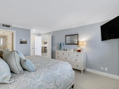 375 Beach Road, Tequesta, FL 33469