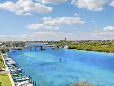 375 Beach Road, Tequesta, FL 33469