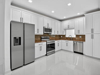 16081 Poppyseed Circle, Delray Beach, FL 33484