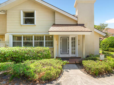 8111 Northboro Court, Lake Clarke Shores, FL 33406