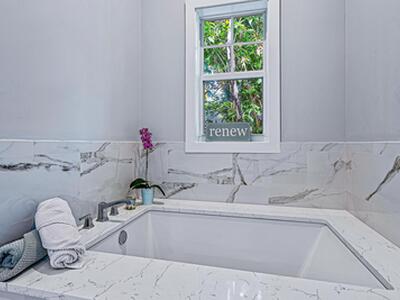 2500 Estates Drive, North Palm Beach, FL 33410