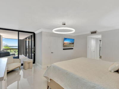 Riviera Beach, FL 33404