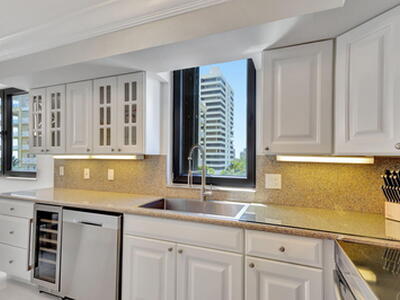 Riviera Beach, FL 33404