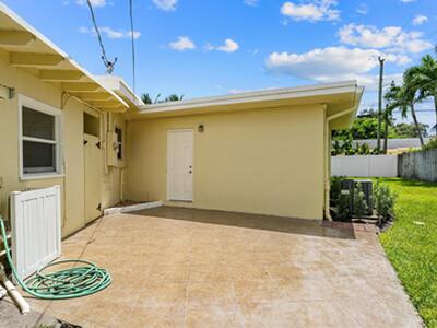 7531 Edgewater Circle, Lake Clarke Shores, FL 33406