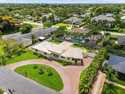 7531 Edgewater Circle, Lake Clarke Shores, FL 33406