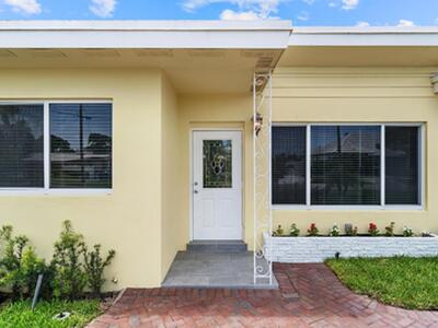 7531 Edgewater Circle, Lake Clarke Shores, FL 33406