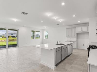 10207 SW Adelaide Terrace, Port Saint Lucie, FL 34987