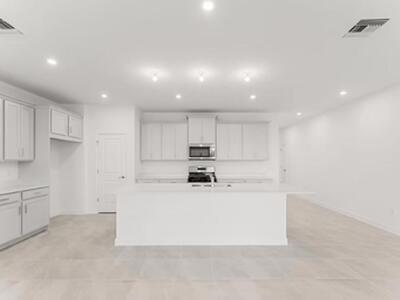 10207 SW Adelaide Terrace, Port Saint Lucie, FL 34987