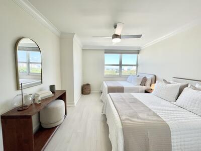 99 SE Mizner Boulevard, Boca Raton, FL 33432