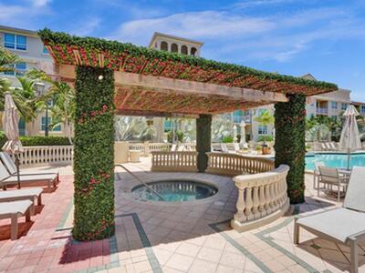 99 SE Mizner Boulevard, Boca Raton, FL 33432