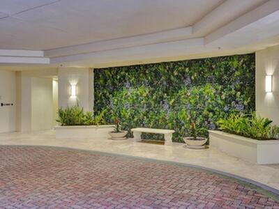 99 SE Mizner Boulevard, Boca Raton, FL 33432