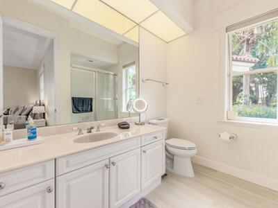 901 SE Riverside Drive, Stuart, FL 34994